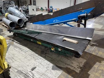 11' L x 24" Wide Flatbelt Conveyor