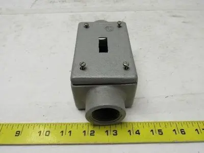 Appleton FS Unilet 1" Type C Gang Switch Box Enclosure W/Switch Cover
