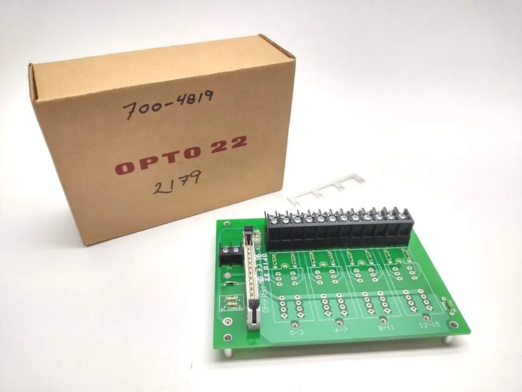 Used OPTO 22 QUAD PAK 4-MODULE POSITION MOUNTING RACK Industrial Controls | Maverick Industrial Sales #1117389