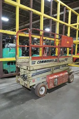 USED JLG CM-2033