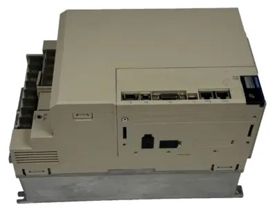 USED YASKAWA SGD7S-470A30A SERVOPACK DRIVE 200V 1-AXIS SGD7S470A30A