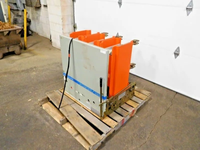 GE VB 7.2-500-3 Circuit Breakers | Equipment Recovery Corp. (3)