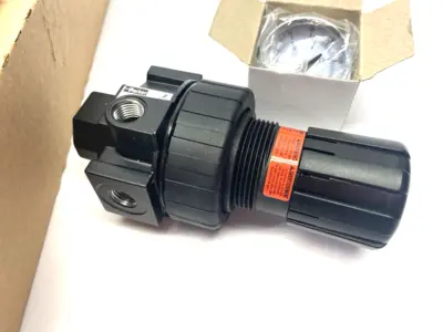 New | in-Stock Parker Prep-Air II FRL Regulator, Standard, 1/4" Ports Air Pressure Regulators Michigan US | Maverick Industrial Sales #1389836