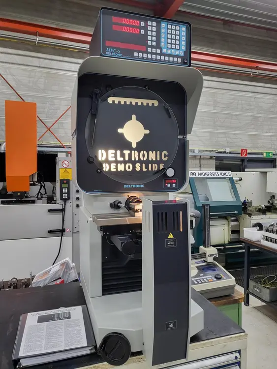 Used DELTRONIC DH 216 Measuring Microscopes NL | Dies Moulds & Parts B.V. #200711