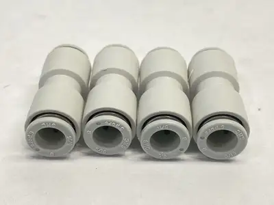 New | in-Stock Knapp Straight Link Fitting Push-In 5/16" LOT OF 4 Parts (Hydraulics and Pneumatics) Michigan US | Maverick Industrial Sales #1393548