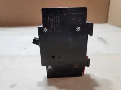 Used EATON CUTLER-HAMMER QCR1015 Circuit Breakers British Columbia CA | Lenmark #1488972