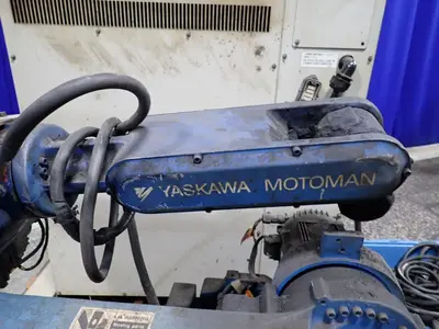 USED 2010 YASKAWA MOTOMAN MOTOMANMH6