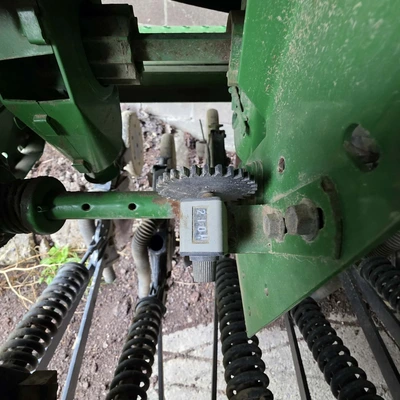 JOHN DEERE 455 Grain Drill | Iron Listing (50)