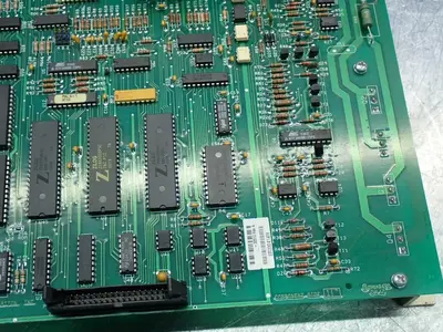 USED HAAS AUTOMATION 323051E