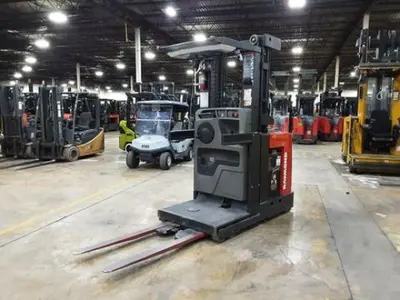 USED 2020 RAYMOND 550-OPC30TT