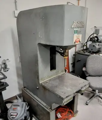 Used DENISON MULTIPRESS T127MC257D243A59 Hydraulic Presses Texas US | Universal Metalworking Equipment #1486865