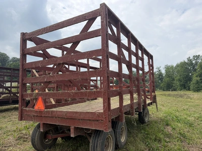 Used _UNKNOWN_ _UNKNOWN_ Bale Wagons Michigan US | Miedema Asset Management Group #1443333