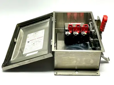 HNF362S | Siemens  Fusible Disconnect Switch 600V 3W 3P 60A - Used