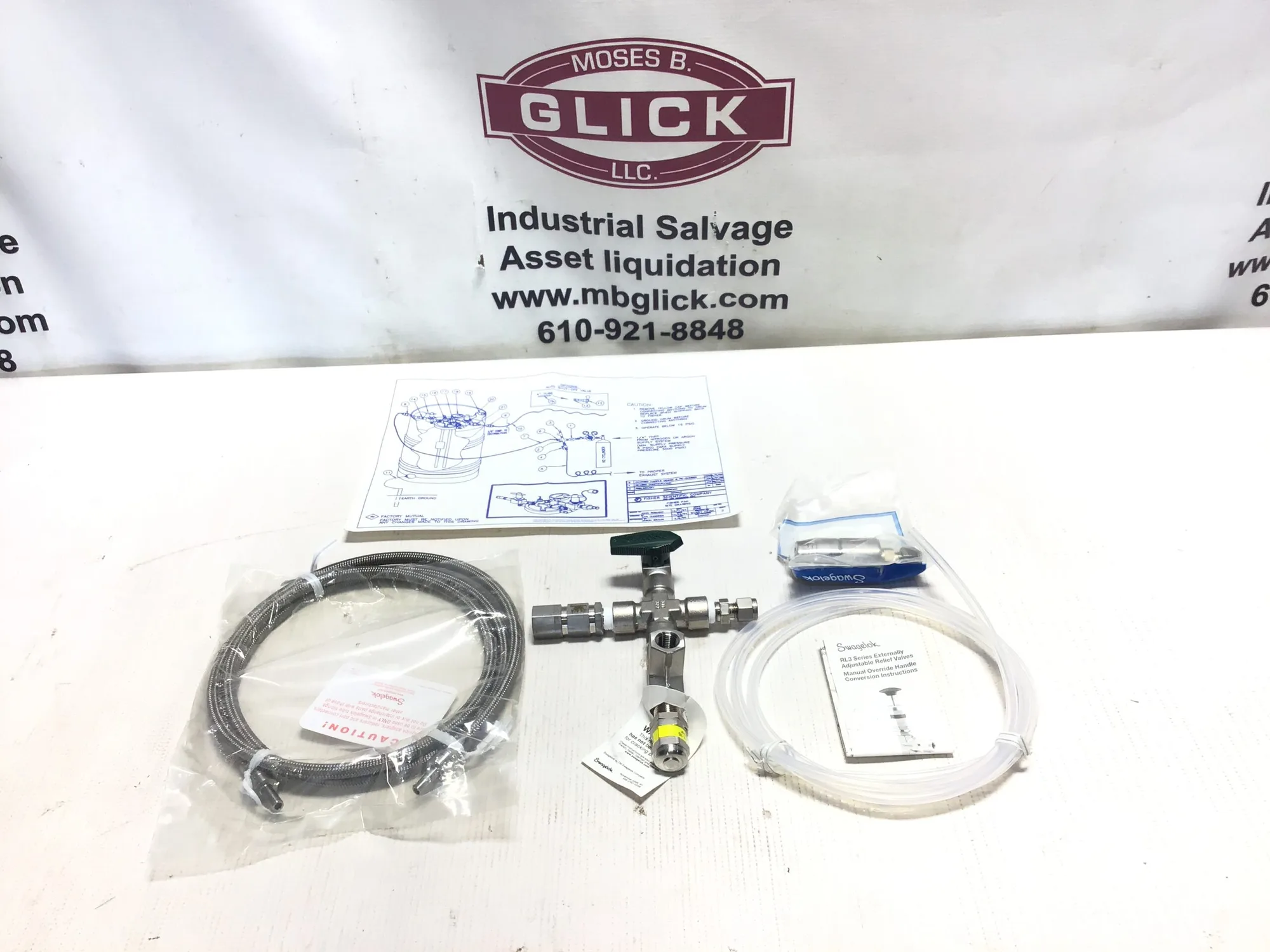 Fisherpak FPAKGASKIT Gas Connection Kit Stainless Steel Maximum Pressure 15 PSI