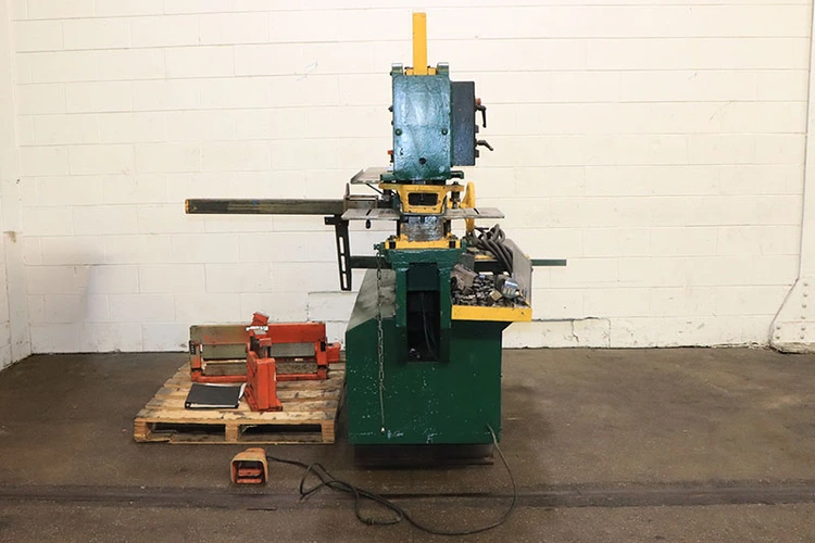 Used 2003 Scotchman 9012-24M Ironworkers New Jersey US | Machinery Values #1262947