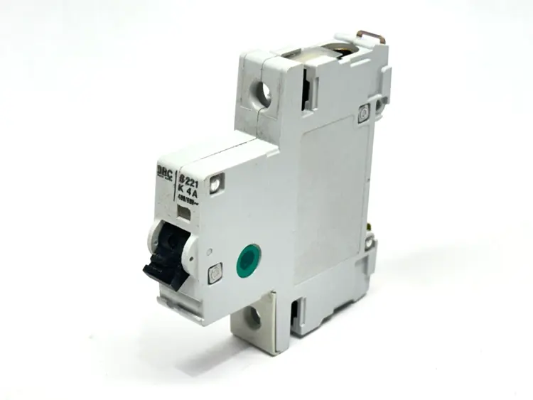 Used BBC S221K4A Circuit Breakers Michigan US | Maverick Industrial Sales #1453093