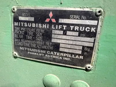 3000 LB MITSUBISHI MODEL #FGC15K 3-STAGE LP FORKLIFT: YOBRO #24166