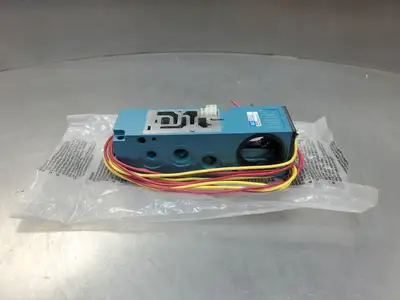 MAC 82A-0A-BRA-00-0003 Solenoid Valve Manifold. 6A-12