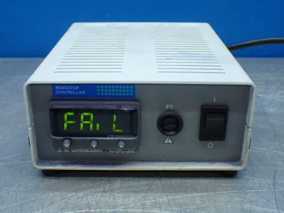 Used OMEGA CSC32 Temperature Controls Ohio US | HGR 24 #864689