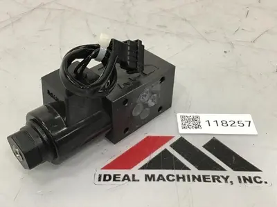 USED YUKEN DSG-01-2B2-D24-70358