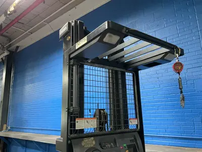 Used CROWN SP352030 Electric Lifters Ohio US | HGR 24 #1446265
