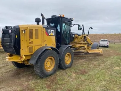 2014 Caterpillar 140M2