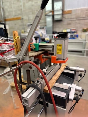 Libra-04 M Manual Copy Router