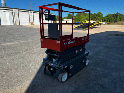 USED 2015 Skyjack SJ3219