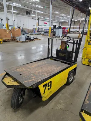 24 VOLT EZ-GO MODEL XI-640 TEXTRON CHASER/TUGGER CART #79: YOBRO #24639
