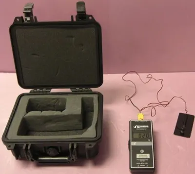 QTY. 1. OMEGA, HH-25KC THERMOMETER, CALIBRATION TH...