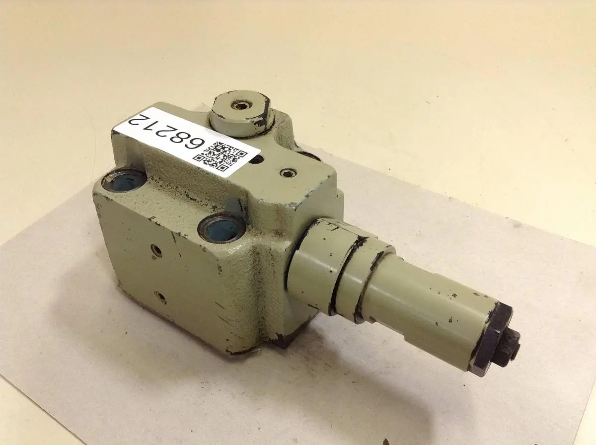 USED NACHI HLC-08-2P1R3-S-9868B