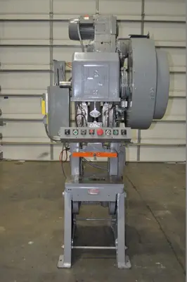 USED L & J 27