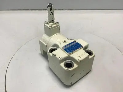 USED TOKIMEC VICKERS DGMFN-5-X-A2H-B2H-30J