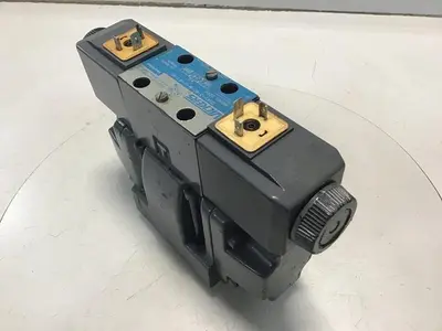 USED VICKERS DG4V-3-6C-M-U-HL7-60