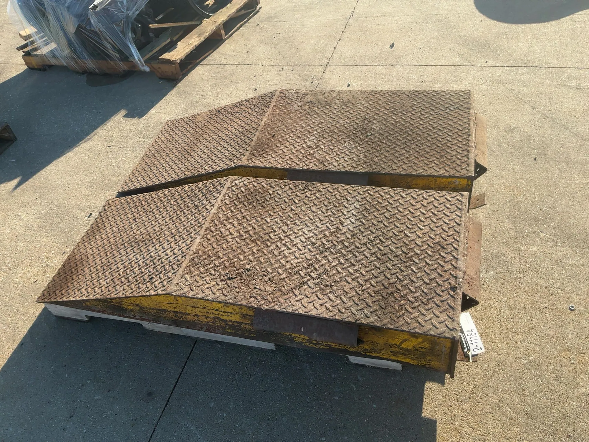 Used _UNKNOWN_ _UNKNOWN_ Dock Levelers Michigan US | Miedema Asset Management Group #1308329