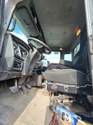 KENWORTH T440 Commercial trucks | Iron Listing (10)