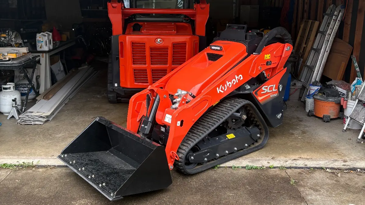 USED 2025 Kubota SCL1000