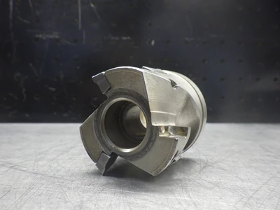 2 Iscar Indexable 2" 3 Flute Facemill 1" Arbor SM-D2.00-1.00-100-M (LOC3028A)
