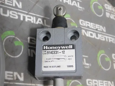 Honeywell 914CE31-12 Snap Switch 5A 250VAC 1/10HP IP66/67 New No Box