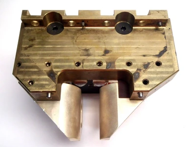 Used ATI Industrial Automation Gun Changer Module Robot Parts Michigan US | Maverick Industrial Sales #1413502