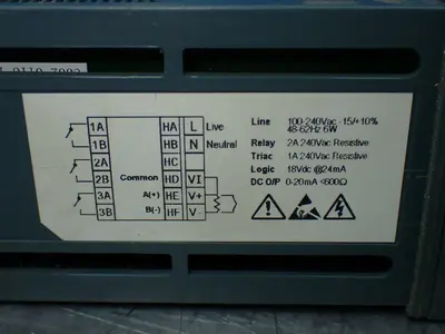 USED EUROTHERM 2216E/AL/VH/R1/R1/RF/2YM/ENG/XXXXX/EU0523