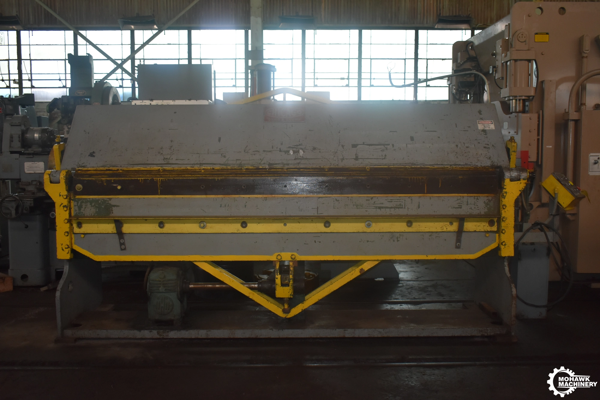 10' x 10GA CHICAGO DREIS & KRUMP "10135" MEDIUM-DUTY POWER APRON LEAF BRAKE w/PNEUMATIC CLAMPING