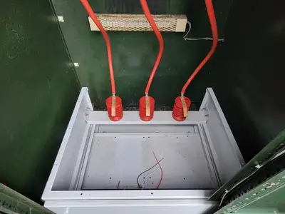 750 kVA Oil-Filled ONAN Transformer, HV. 12470 Delta, LV. 208Y/120 w/ Switchgear