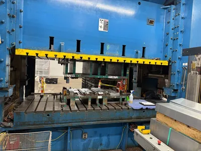 2004 SEYI 440 TON SSDC PRESS Straight Side, Double Crank (Single Action) Presses | Timco, Inc. (4)