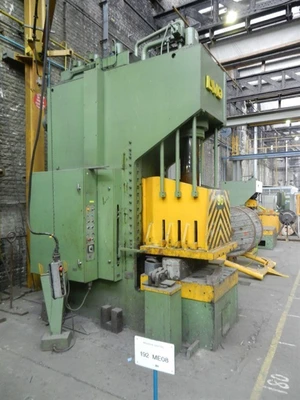 USED LVD EMC 200 TON