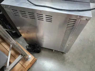 Used Continental Used 27" Continental UC27 Undercounter Refrigerator - 1 section Undercounter Refrigerators Illinois US | Falcon Restaurant Supply #1376659