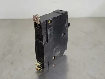 USED SQUARE D QOB115