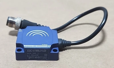 NEW Square D XS8C1A1MBL01U20