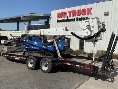 Used 2014 VERSALIFT SUPER ARBORIST 53 Crawler Boom Lifts California US | Big Truck & Equipment #1412242