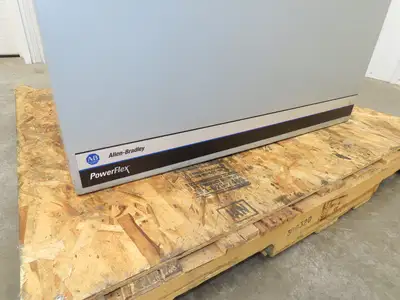 Allen Bradley 22C-D072A103 Powerflex 400 AC Drive VFD 50Hp 460V 3Ph Enclosure